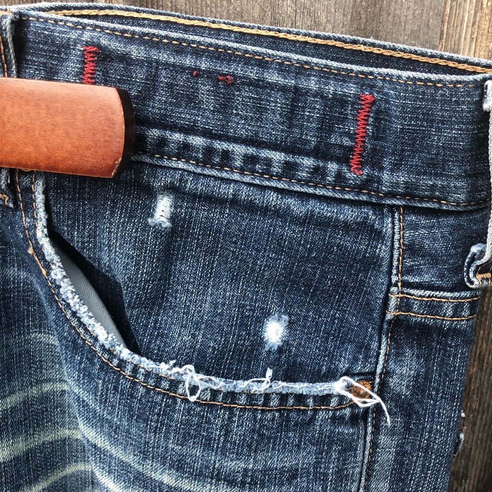 Guess Jeans - Picture 3 of 8